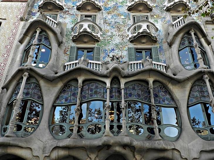 Дом Бальо, Барселона, Испания