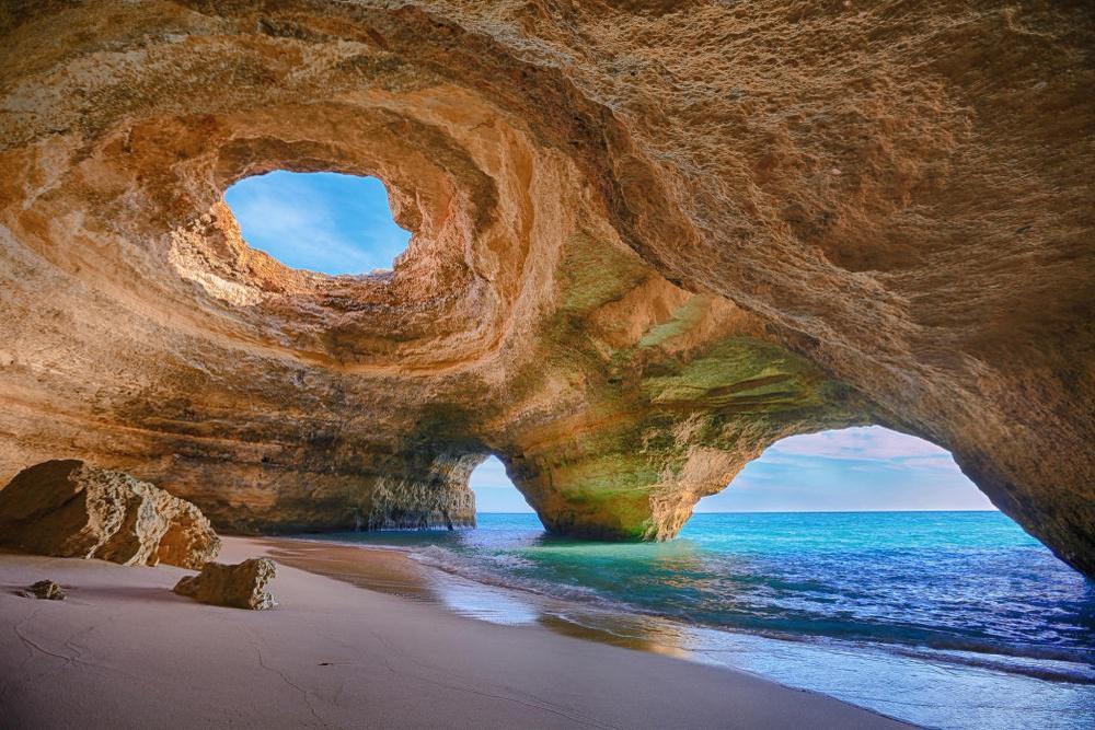 Пещера Бенагил, Португалия