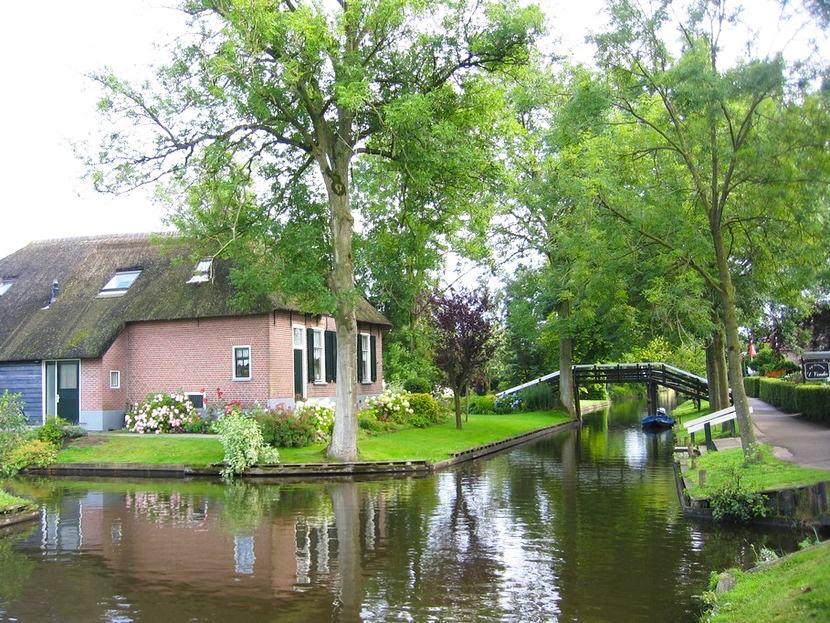 Голландская деревенька Гитхорн - вот так выглядит рай на земле